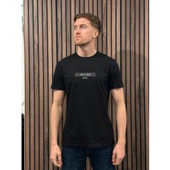 Guess - Ss Cn Logo Box Tee - Zwart