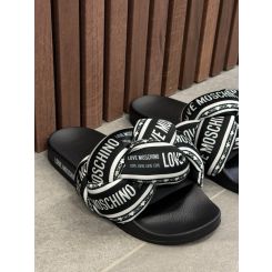 Moschino - Slippers - Zwart