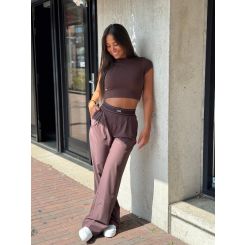 Unique The Label - Gill Crop Tee - Bruin