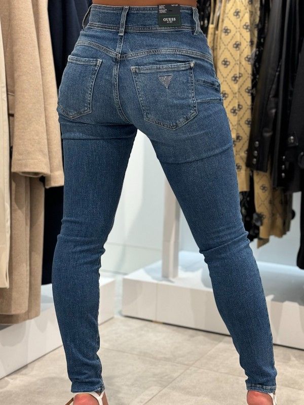 GUESS jeans outlet